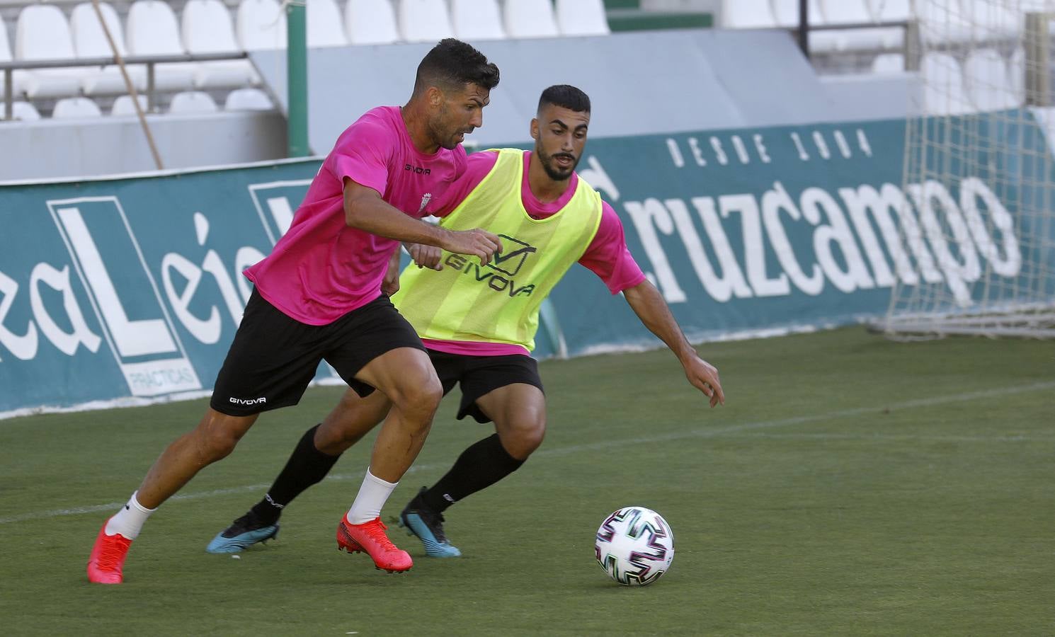 El partido de entrenamiento del Córdoba CF con el filial, en imágenes