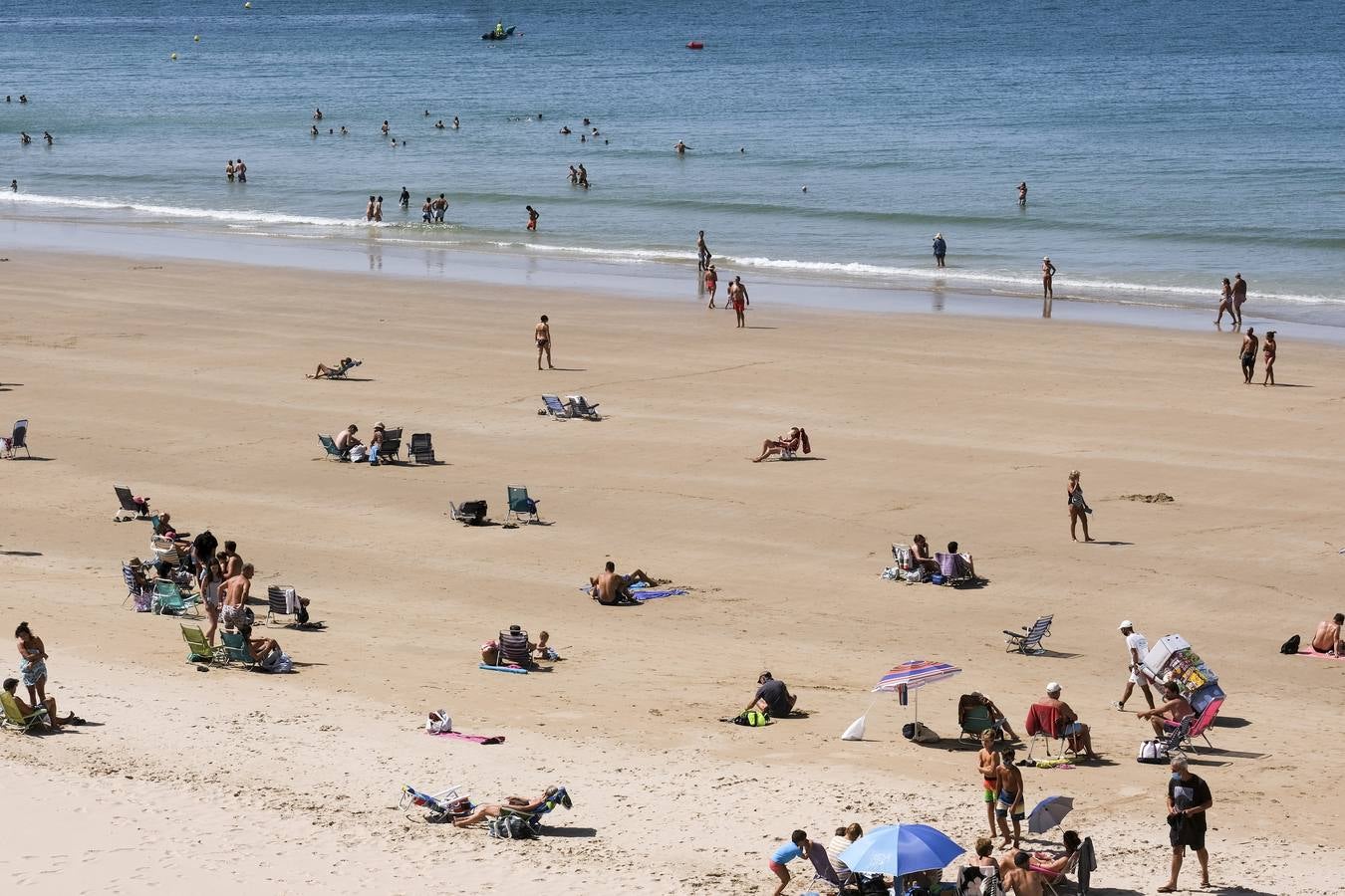 FOTOS: Llega septiembre... y las playas de Cádiz se vacían de turistas