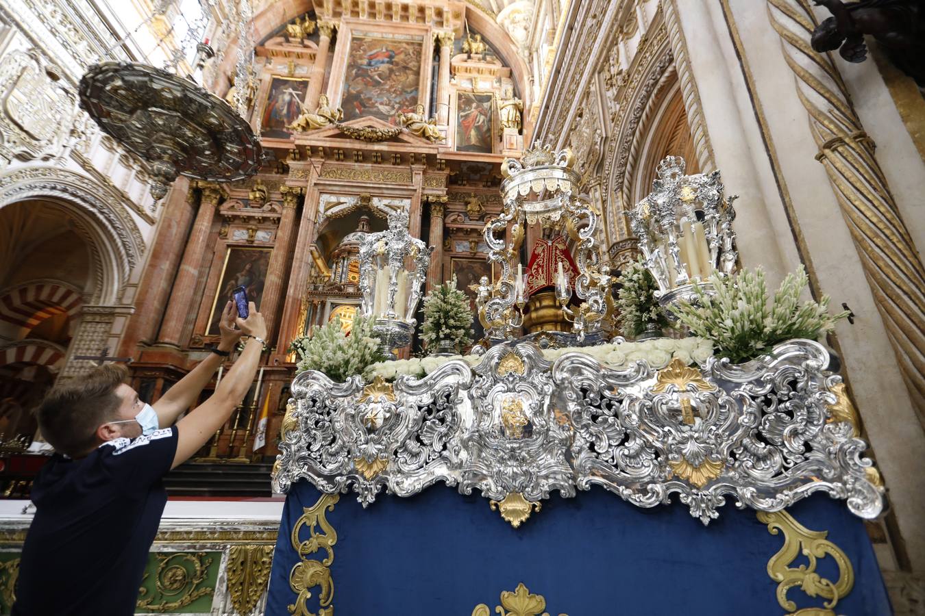 El nuevo de paso de la Virgen de la Fuensanta de Córdoba, en imágenes