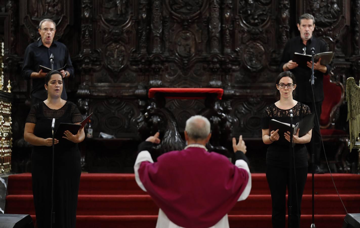 Los cultos a la Virgen de la Fuensanta, en imágenes