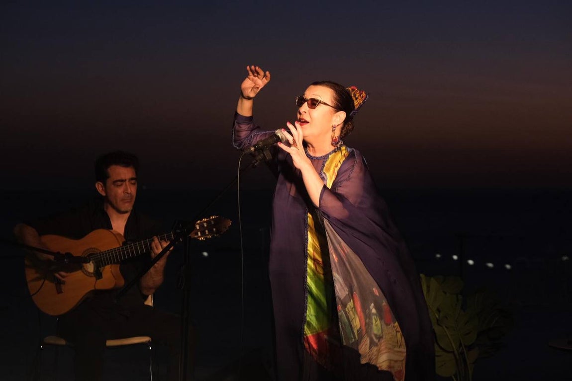 FOTOS: Una travesía de canciones por el universo Martirio en el Parador de Cádiz