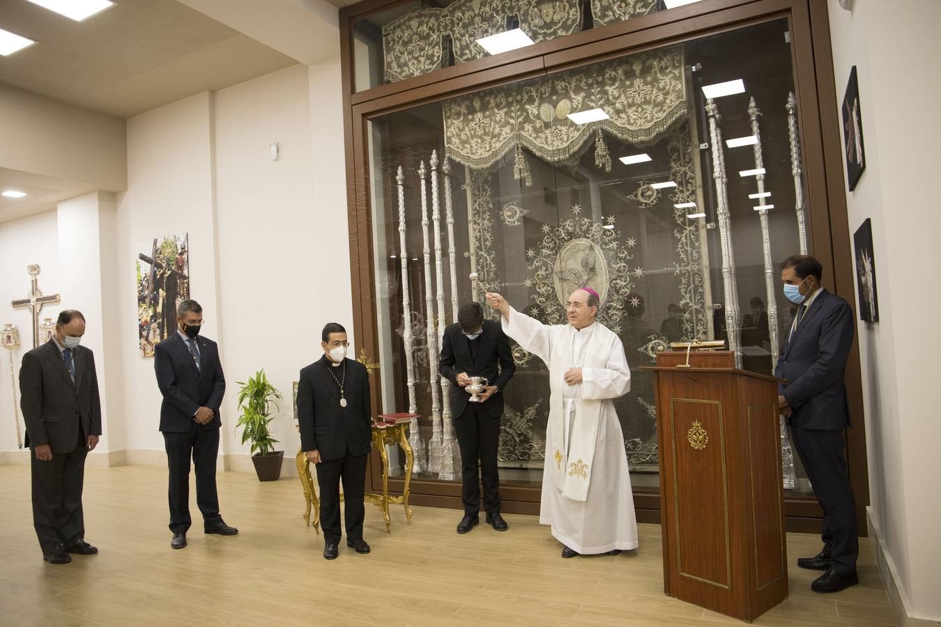 Inauguración de la nueva casa hermandad de la Paz