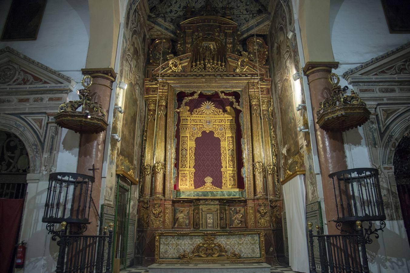 Las últimas imágenes antes de la restauración de la iglesia de Santiago