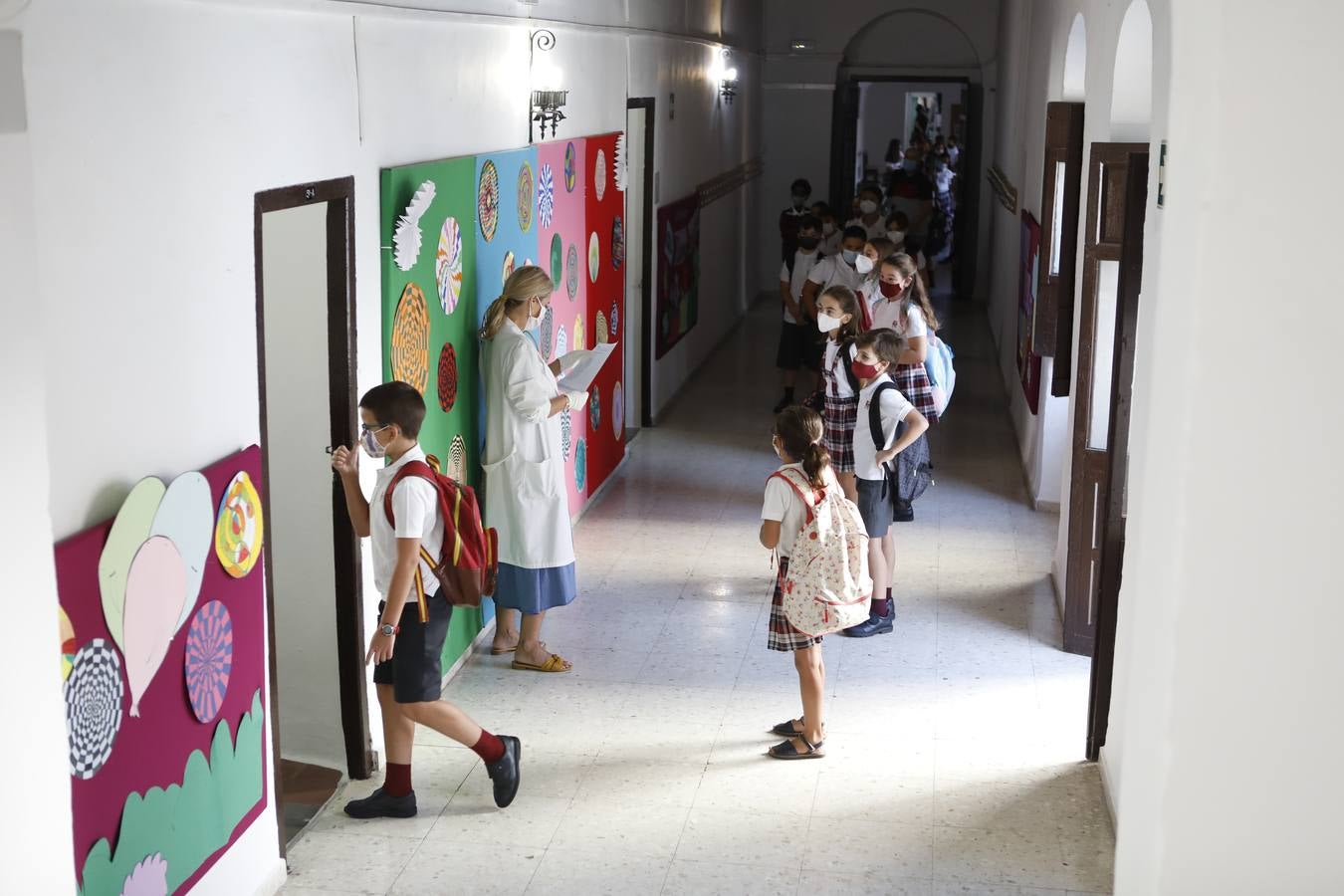 En imágenes, así ha sido la vuelta al colegio en Córdoba (I)