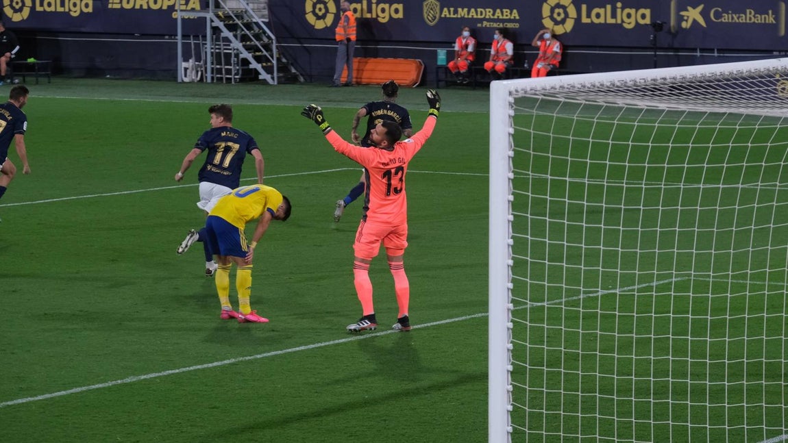 Fotos: las imágenes del Cádiz CF-Osasuna