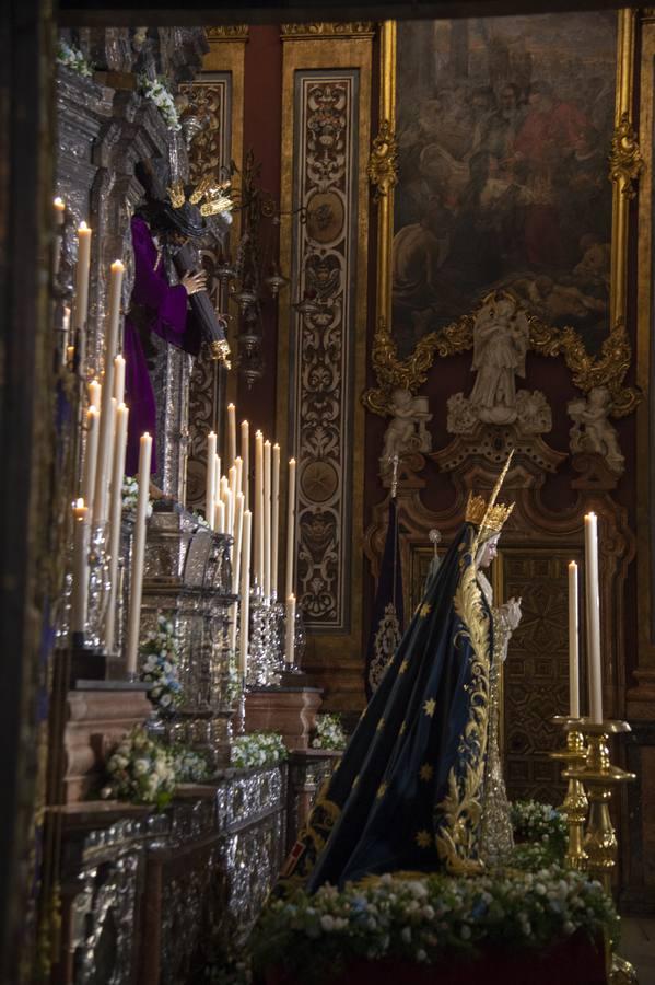 Las imágenes del «besamanos» de la Virgen de la Merced de Pasión