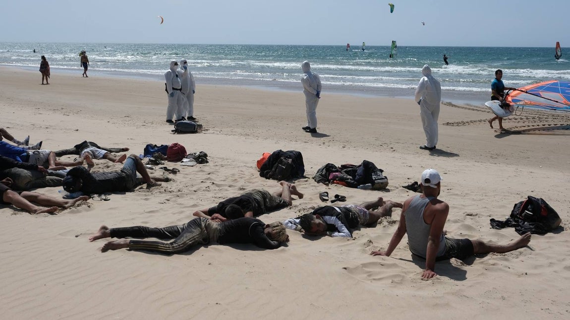 Llegan dos pateras a las costas de Cádiz