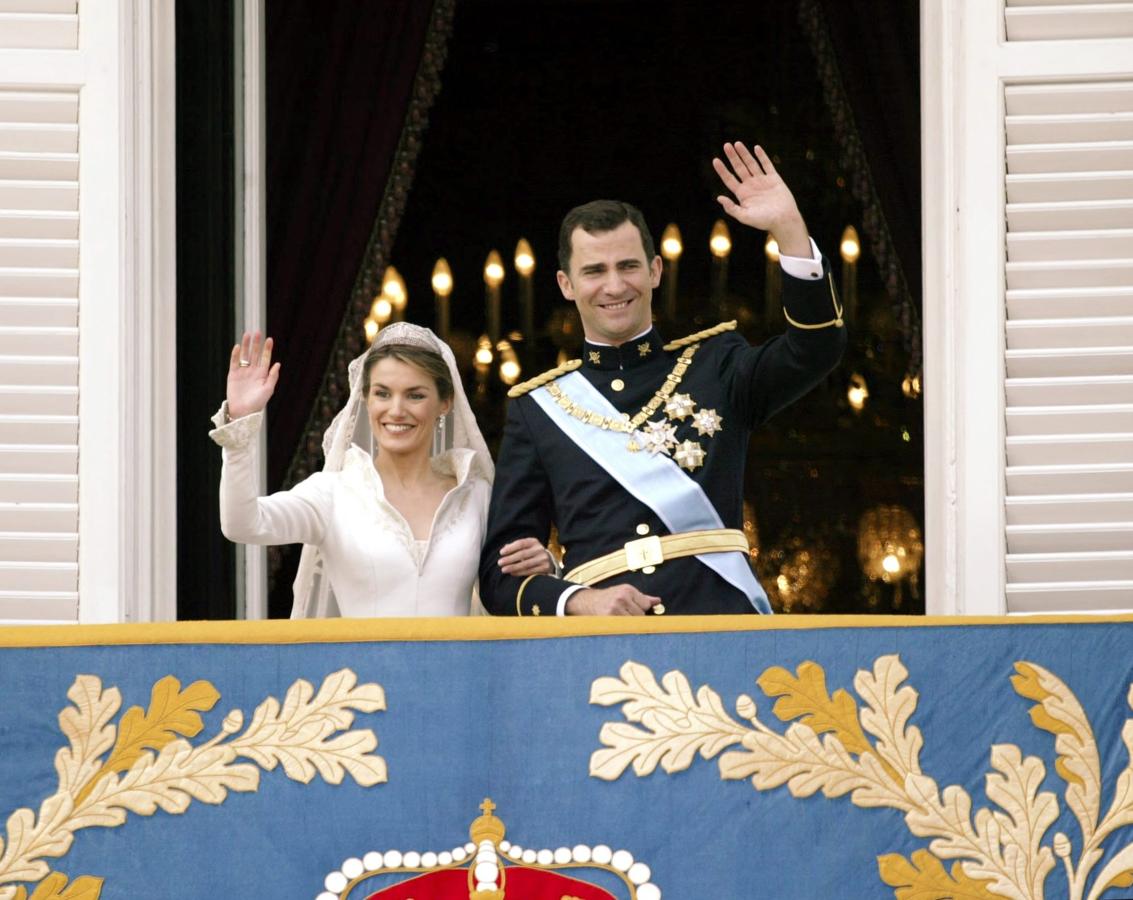 La boda de Estado se celebró el 22 de mayo de 2004 en la catedral de la Almudena de Madrid. 