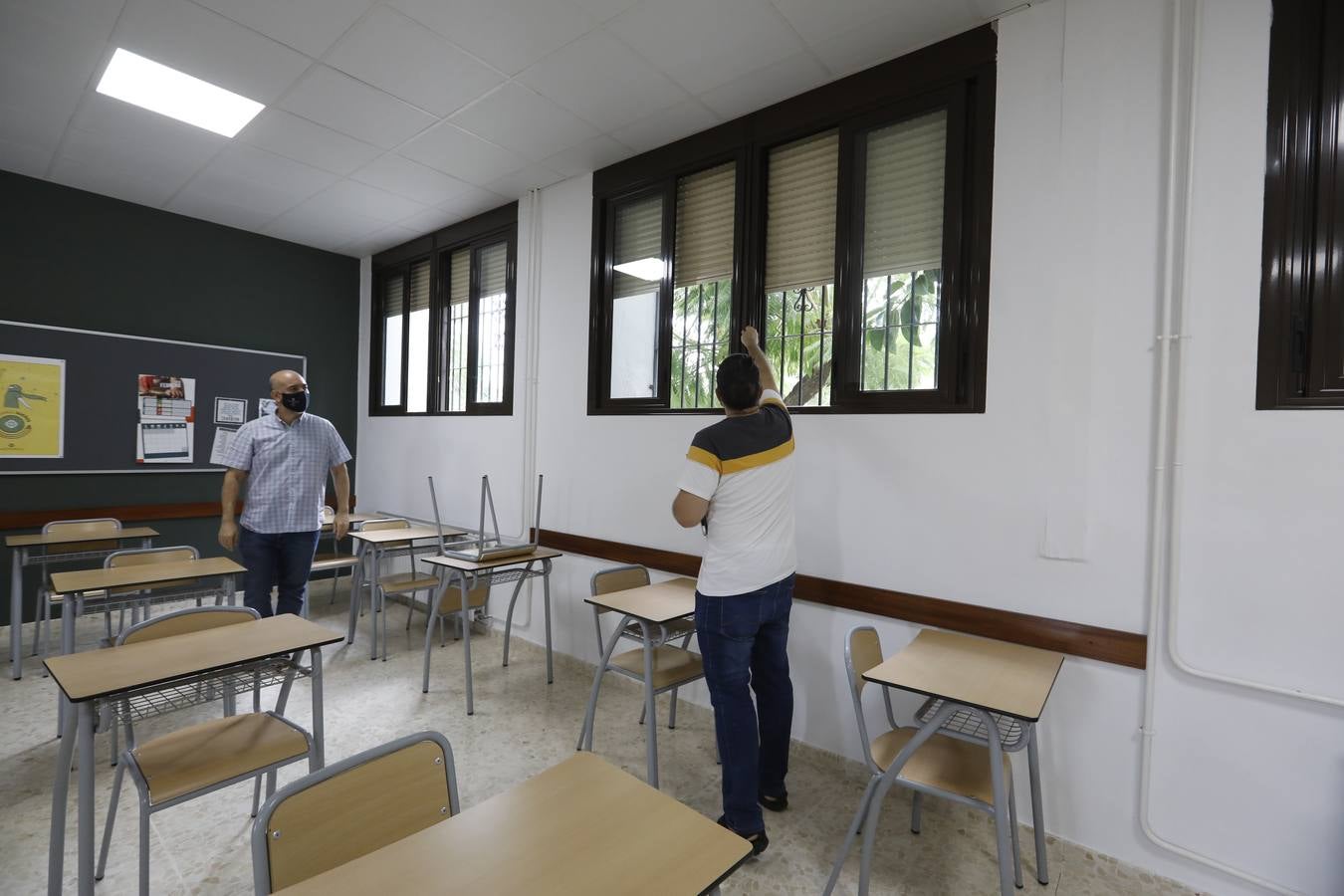 Los preparativos de Secundaria y Bachillerato en Córdoba, en imágenes