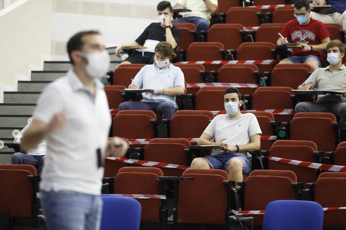 La vuelta a las clases de la Universidad de Córdoba, en imágenes