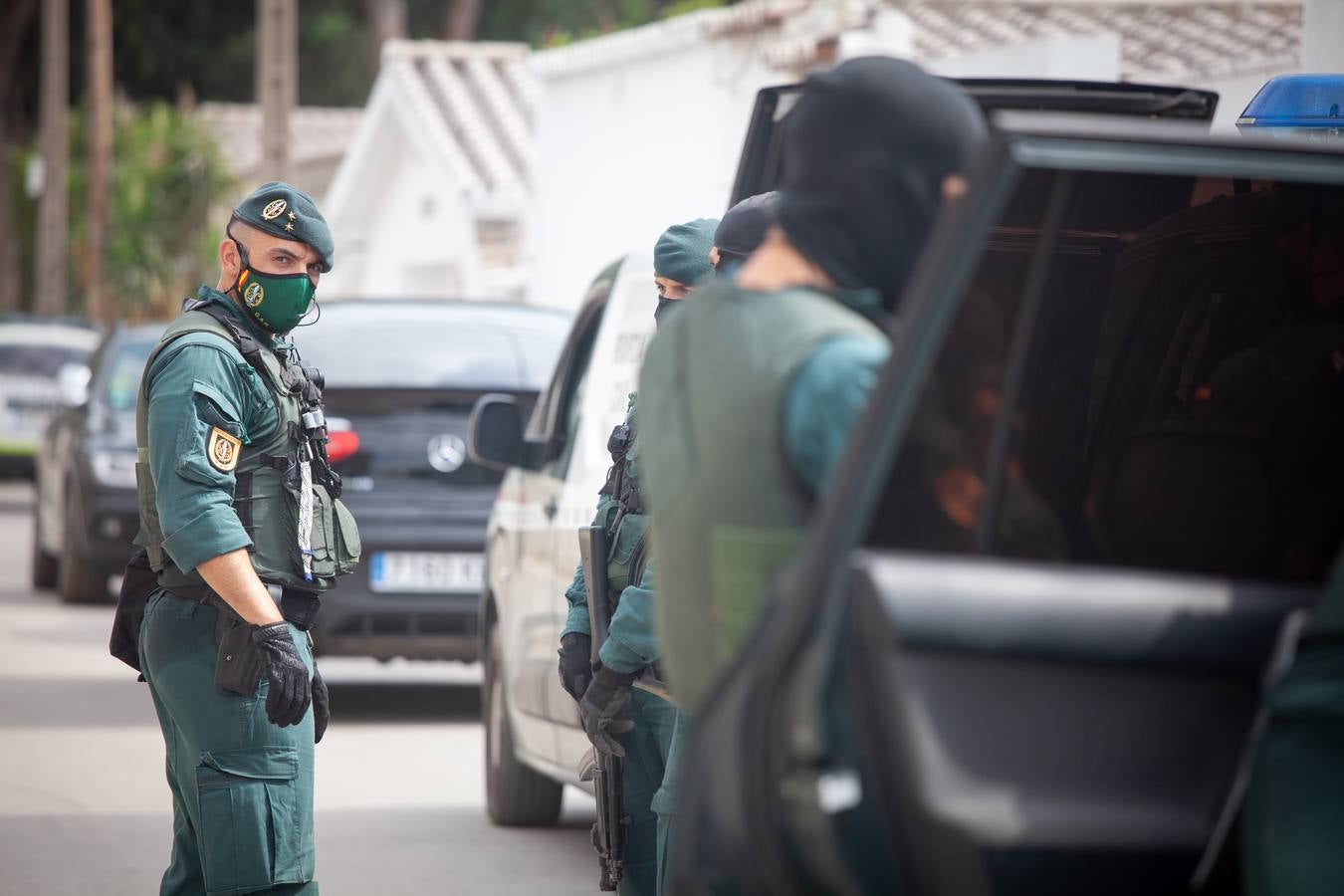 Macrorredada de la Guardia Civil contra el tráfico de hachís