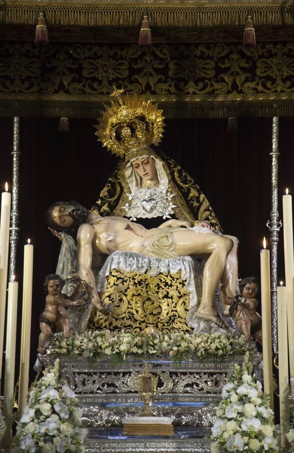 Los Servitas, en el día de los Dolores la Virgen