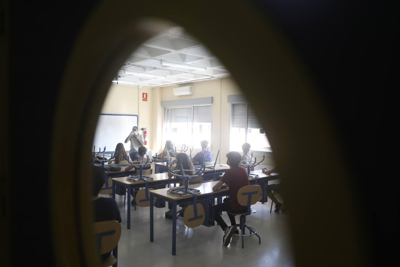 El regreso de Secundaria y Bachillerato en Córdoba, en imágenes