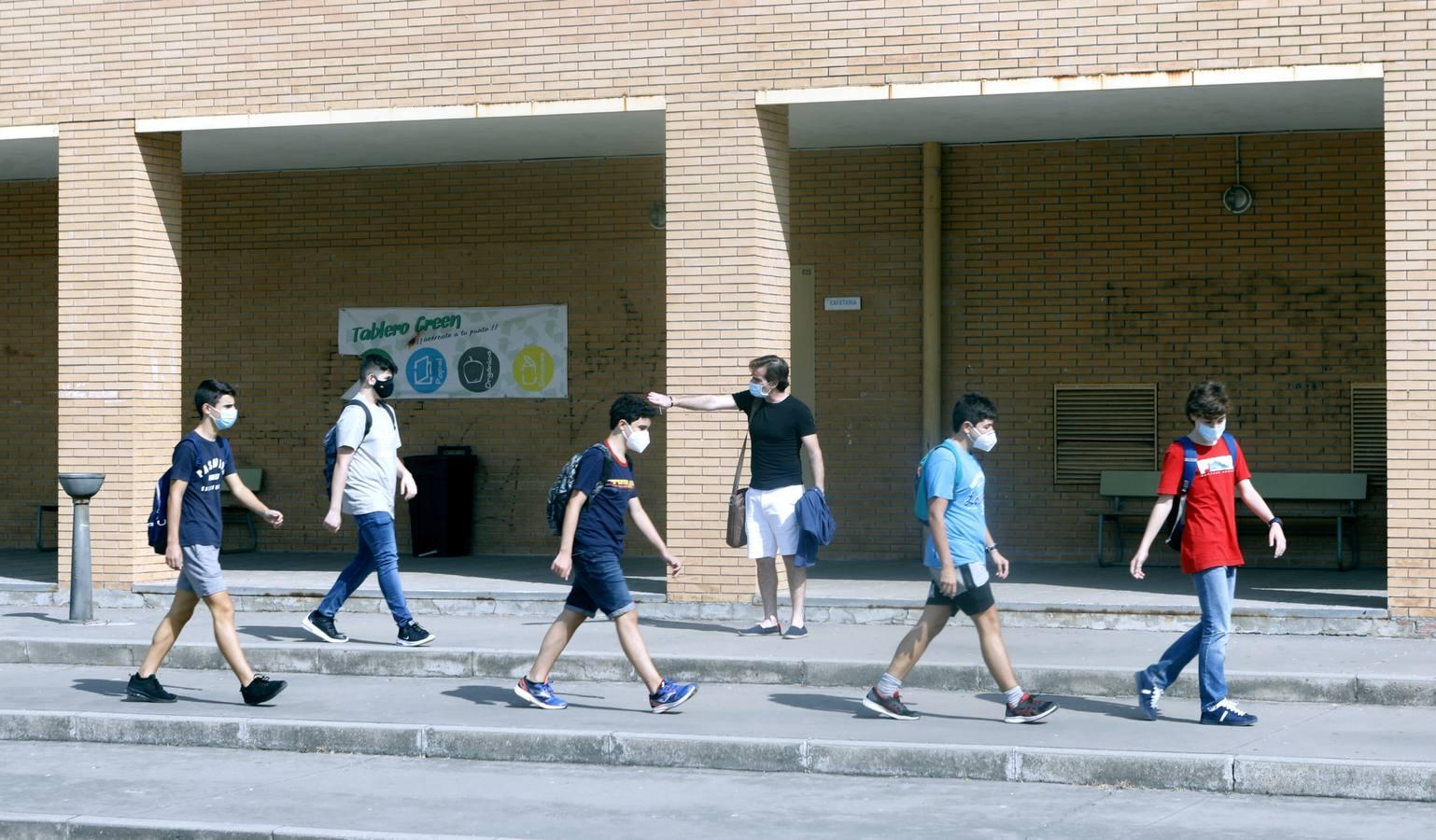 El regreso de Secundaria y Bachillerato en Córdoba, en imágenes