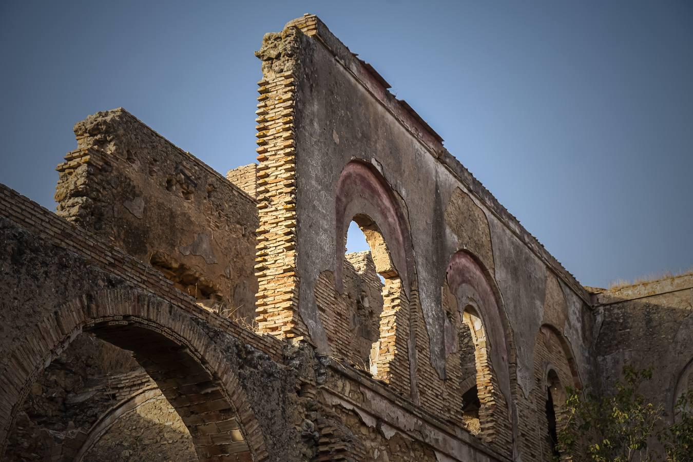 El misterioso convento abandonado de Carmona