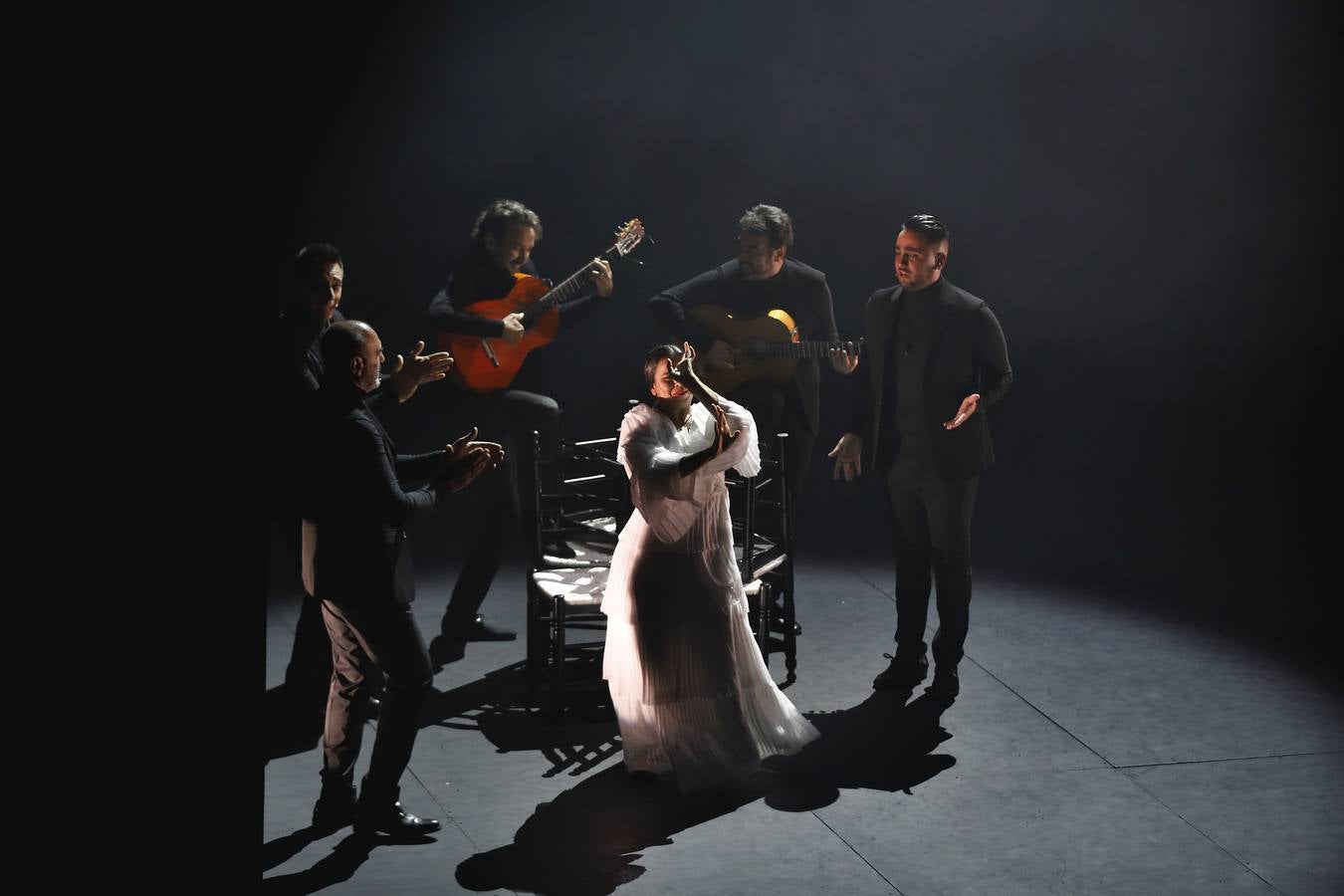 Bienal de Flamenco 2020: María Moreno explora las posibilidades de su baile en «More (No) More»