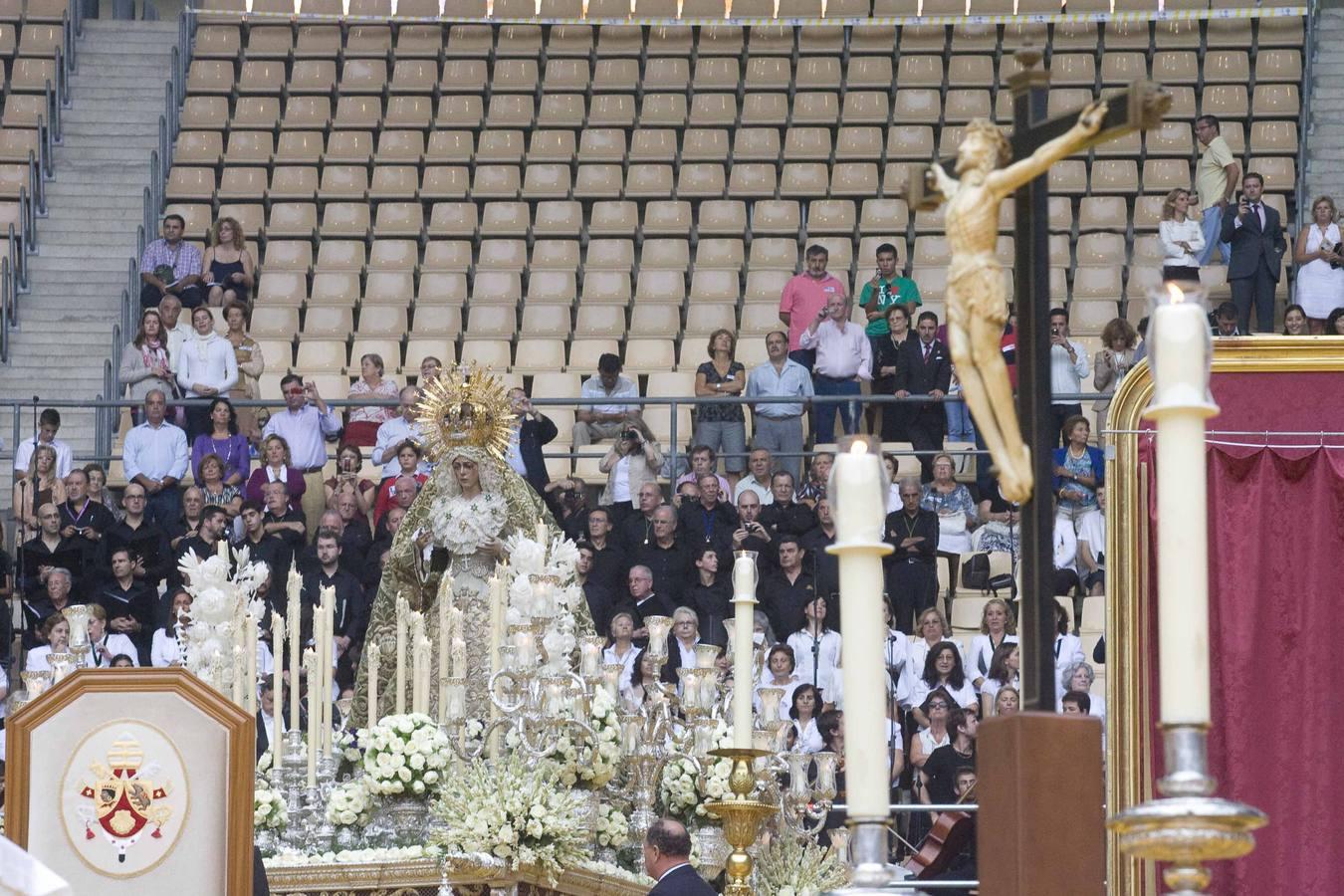 La Macarena en el estadio de la Cartuja