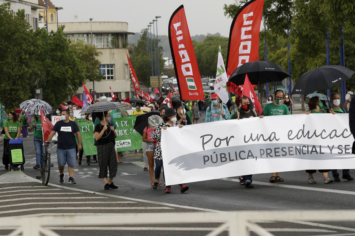 Escaso seguimiento de la huelga  educacativa en Sevilla