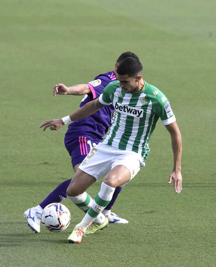 El partido Betis-Valladolid, en imágenes