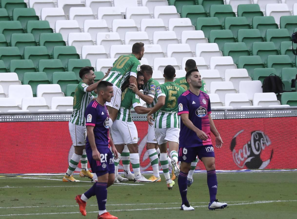 El partido Betis-Valladolid, en imágenes