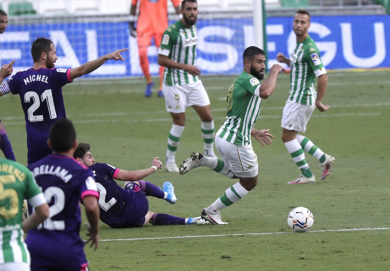 El partido Betis-Valladolid, en imágenes