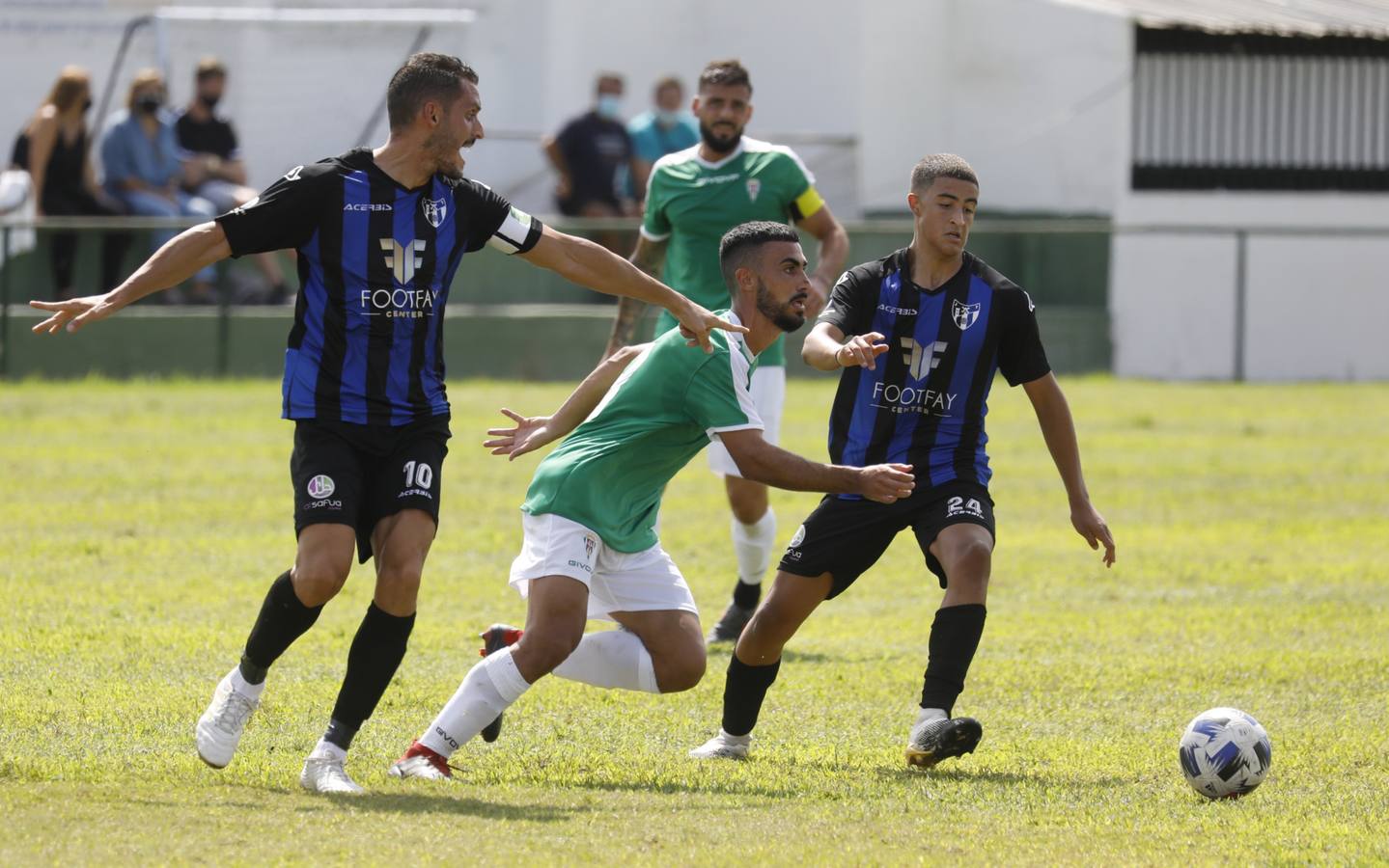 El triunfo del Córdoba CF en Torremolinos, en imágenes