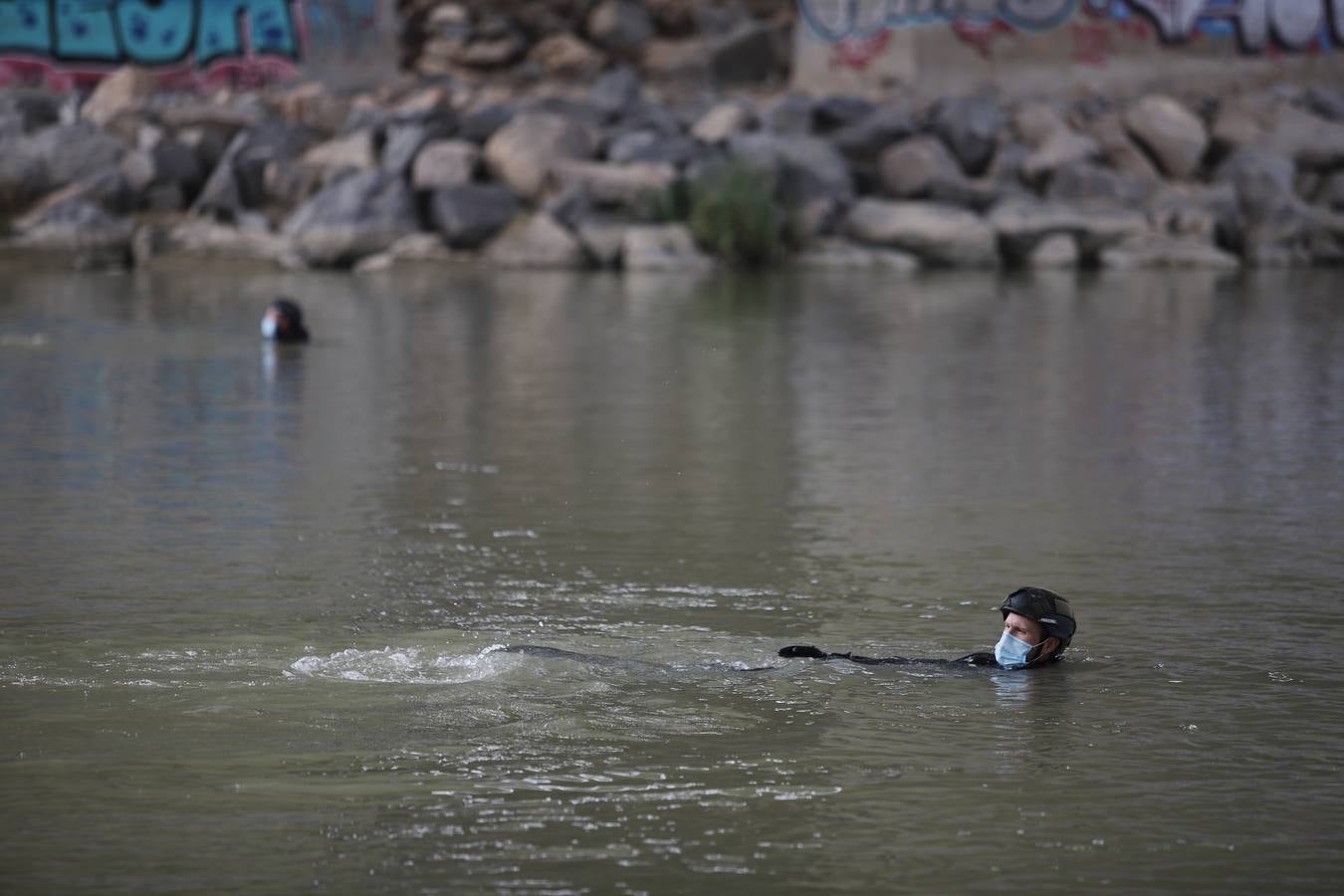 La búsqueda de José Morilla en el Guadalquivir, en imágenes