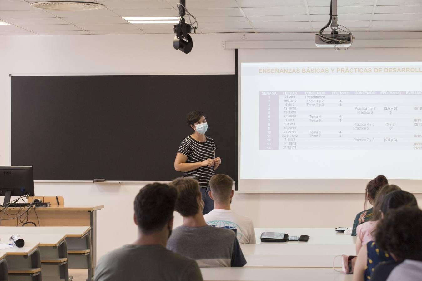 Un solitario primer día de curso en la Universidad Pablo de Olavide