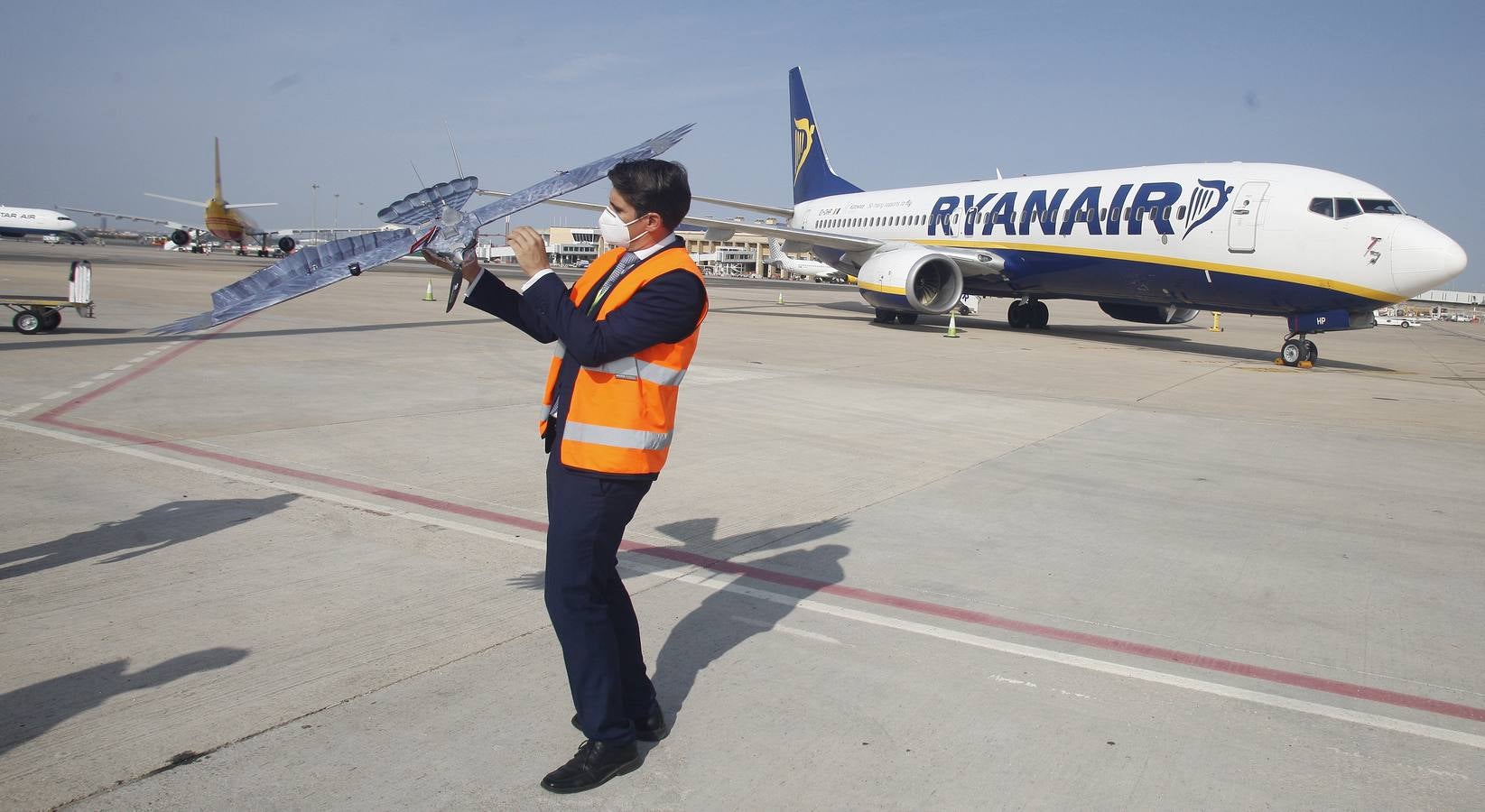 Drones para ahuyentar a la fauna en el aeropuerto de Sevilla