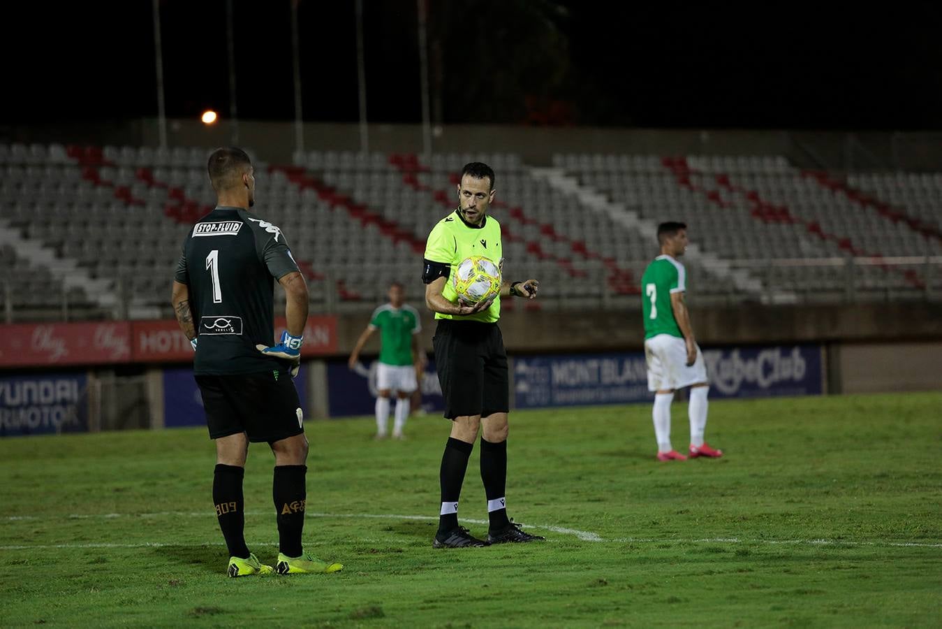 El Algeciras-Córdoba CF y la celebración de los goles, en imágenes