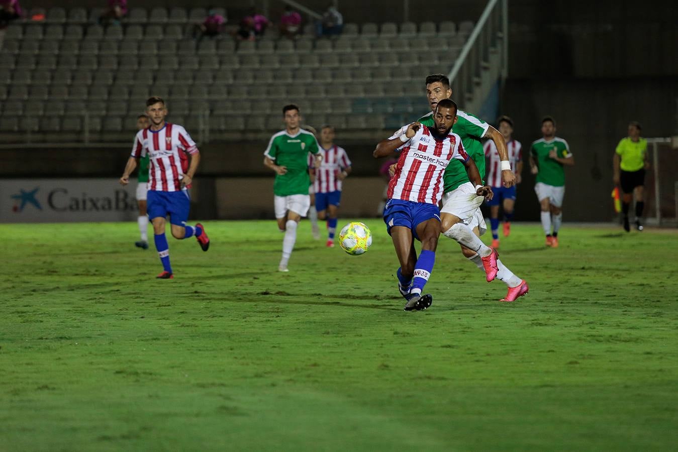 El Algeciras-Córdoba CF y la celebración de los goles, en imágenes