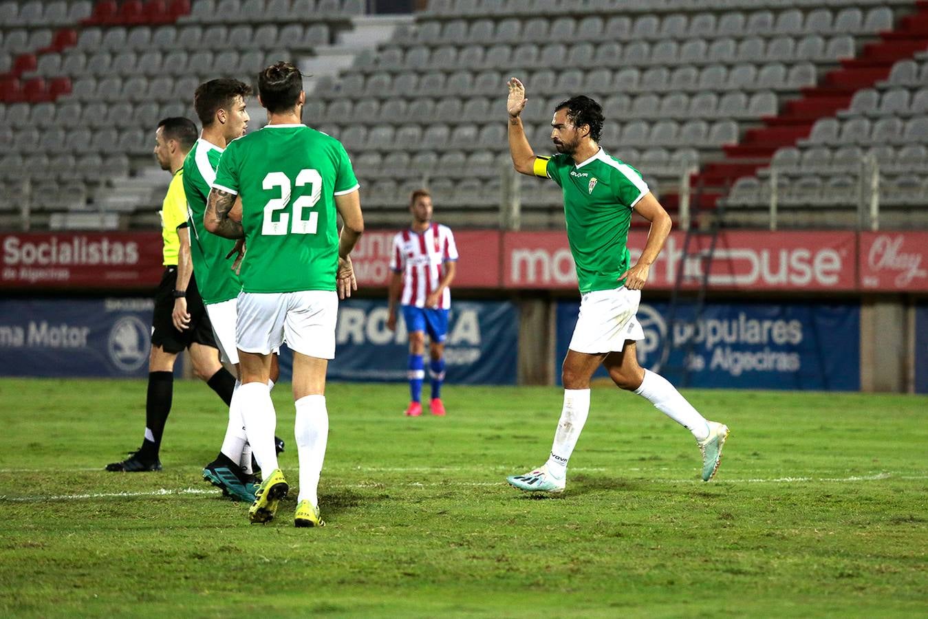 El Algeciras-Córdoba CF y la celebración de los goles, en imágenes