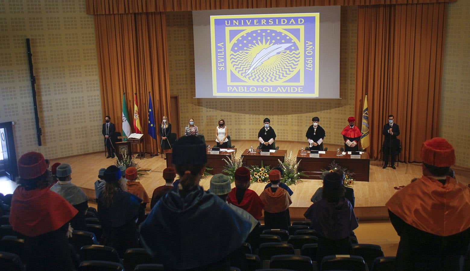 En imágenes, apertura oficial del curso en la Olavide