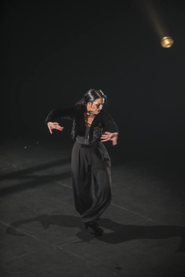 Bienal de Flamenco 2020: Mercedes de Córdoba en el Teatro Central con «Ser: Ni conmigo ni sin mí»