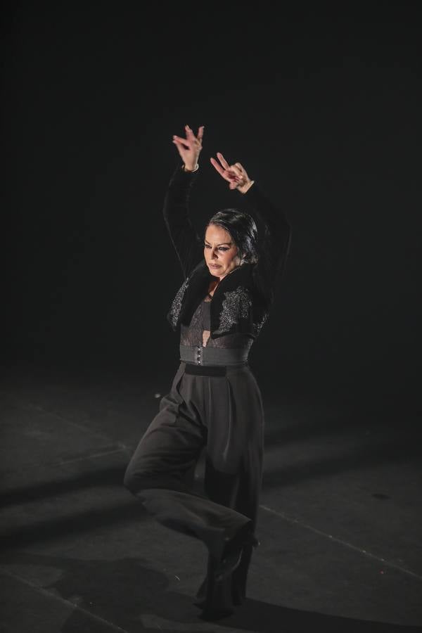 Bienal de Flamenco 2020: Mercedes de Córdoba en el Teatro Central con «Ser: Ni conmigo ni sin mí»