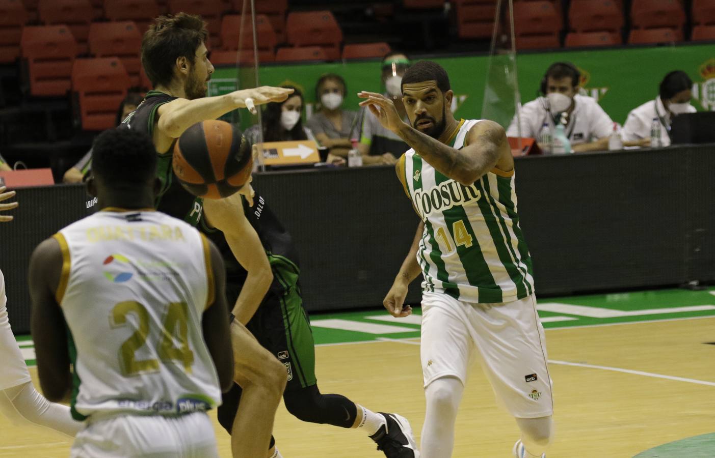 Coosur Real Betis-Joventut de Badalona, en imágenes