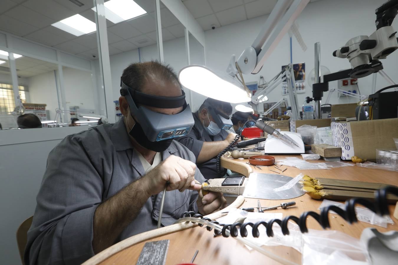 En imágenes, la inauguración en Córdoba de la empresa de joyería Facet