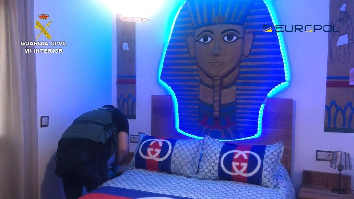 El dudoso gusto de los narcos, en imágenes