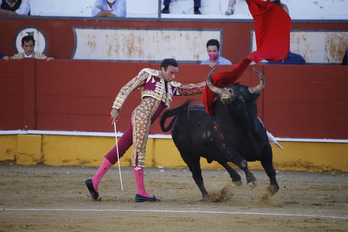 El «mano a mano» de enrique Ponce y Curro Díaz en Cabra, en imágenes (I)