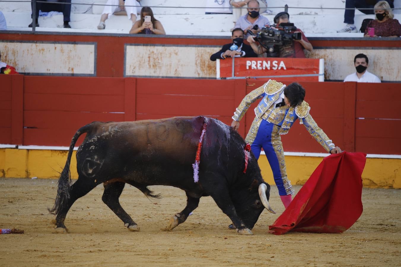 El «mano a mano» de enrique Ponce y Curro Díaz en Cabra, en imágenes (I)