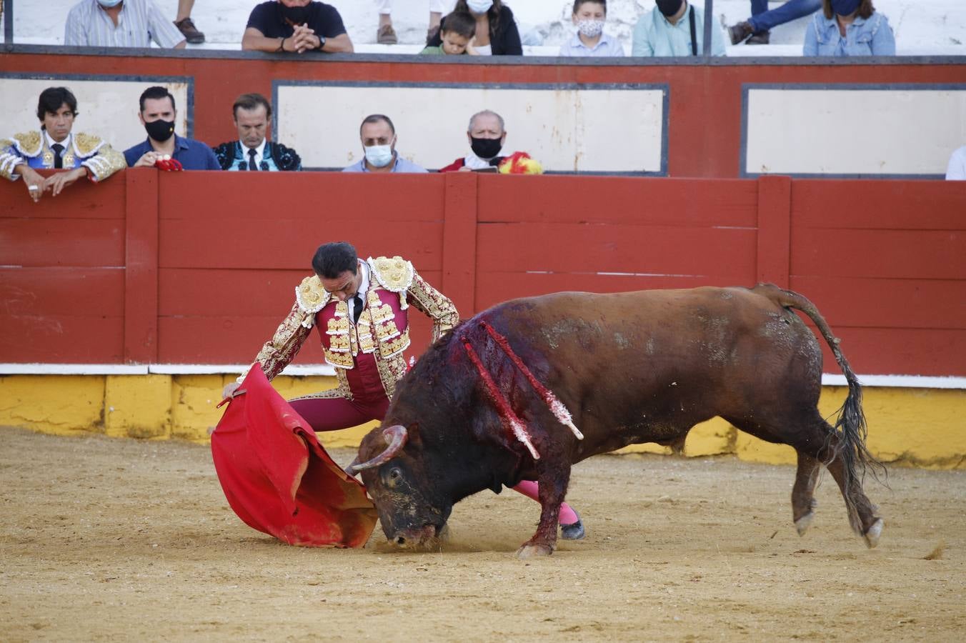 El «mano a mano» de enrique Ponce y Curro Díaz en Cabra, en imágenes (II)