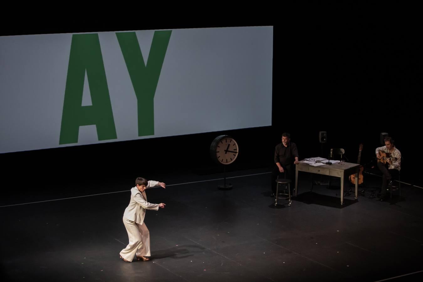 Leonor Leal baila para «Loxa» en la Bienal de Flamenco de Sevilla