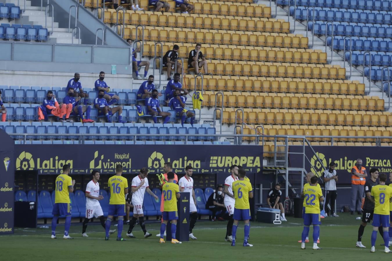 FOTOS: El partido Cádiz CF-Sevilla, en imágenes