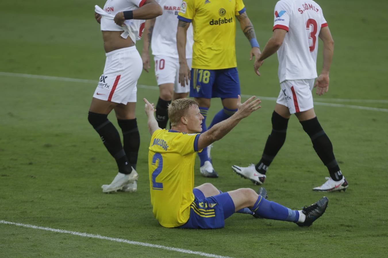 FOTOS: El partido Cádiz CF-Sevilla, en imágenes