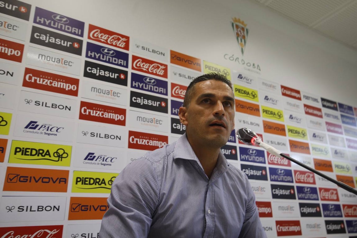 La presentación de Espeso y Farrando, y las intervenciones de Juanito y González Calvo, en imágenes