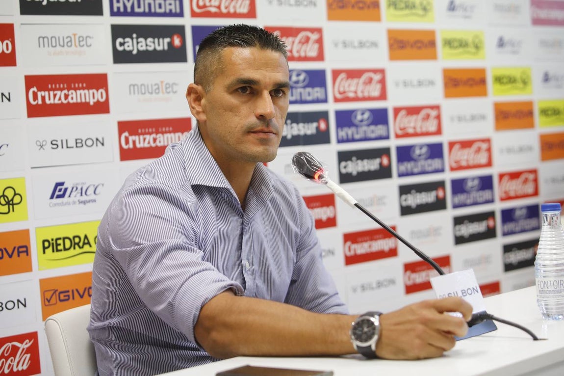 La presentación de Espeso y Farrando, y las intervenciones de Juanito y González Calvo, en imágenes