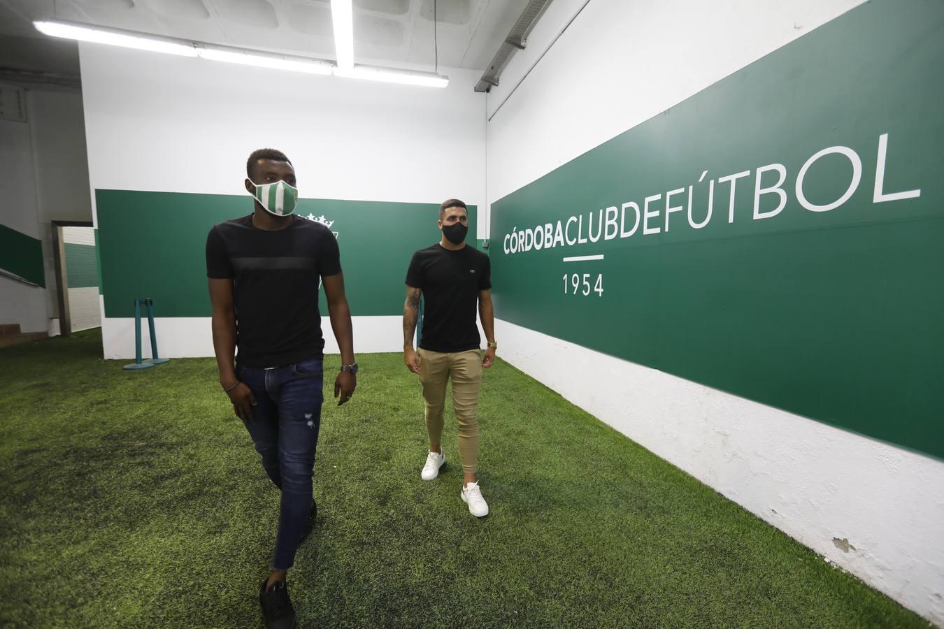 La presentación de Traoré y Álex Robles en el Córdoba CF, en imágenes