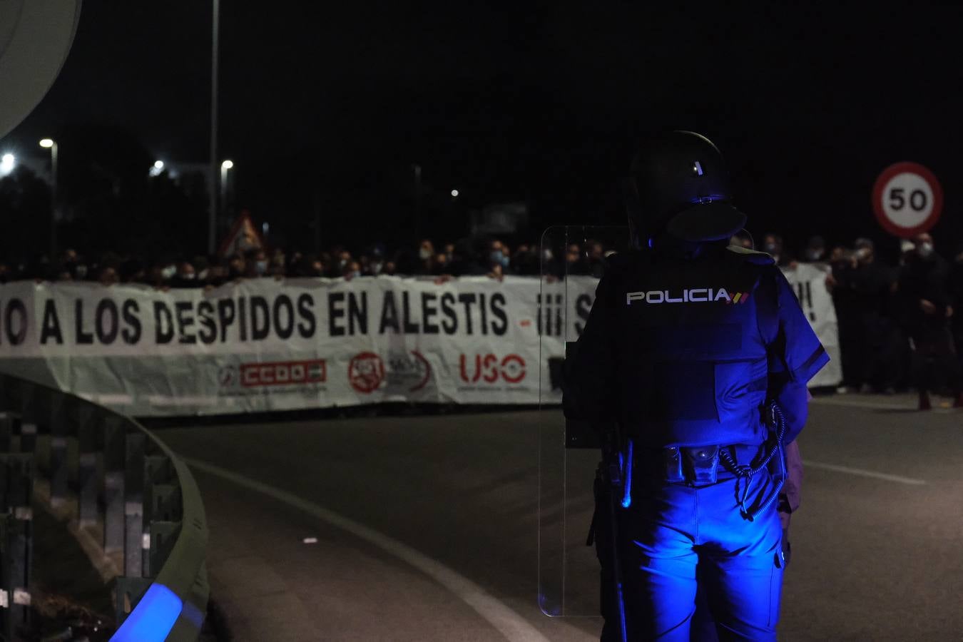 Tercer día de huelga de los trabajadores de Alestis en Cádiz