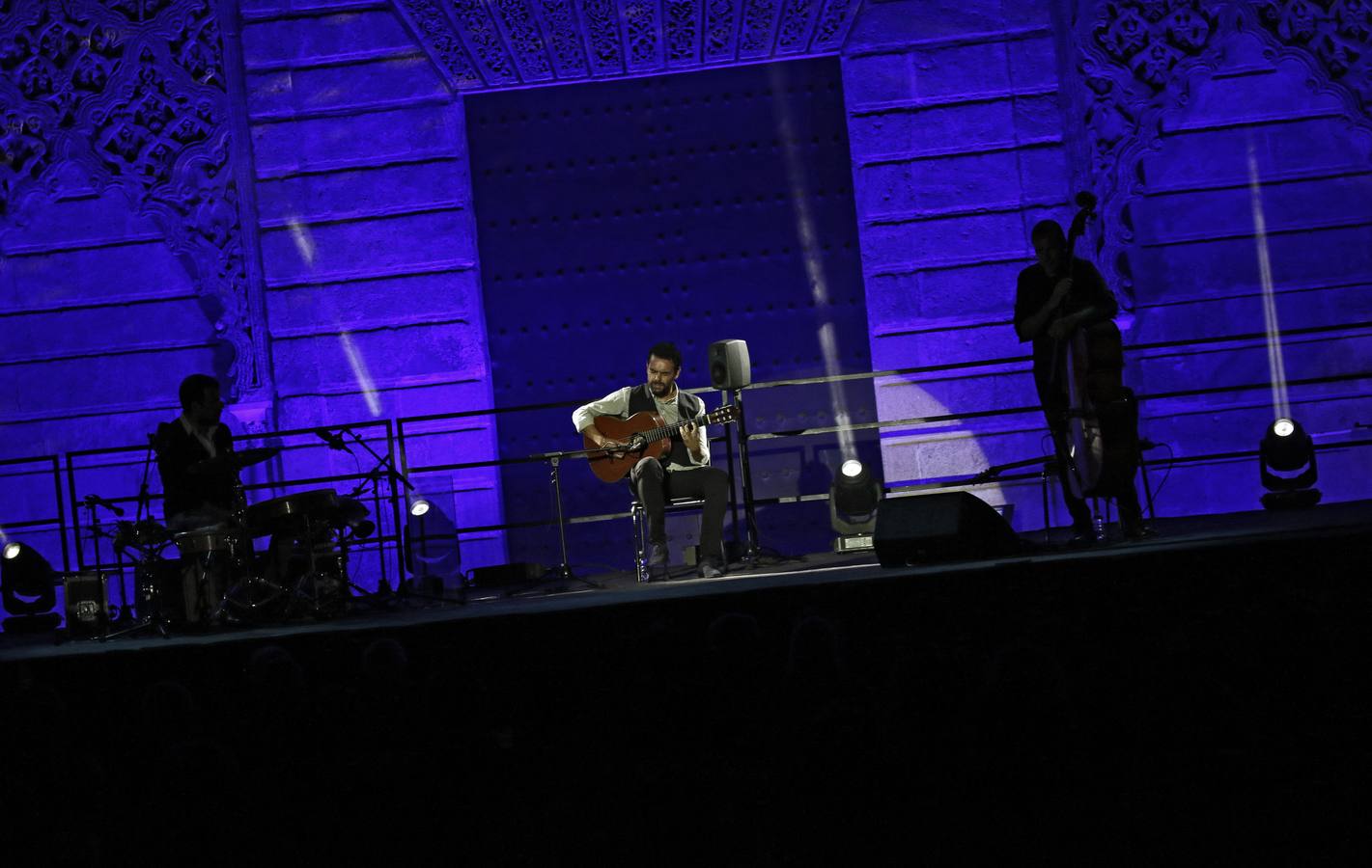 La guitarra de Dani de Morón resuena en la Bienal de Sevilla