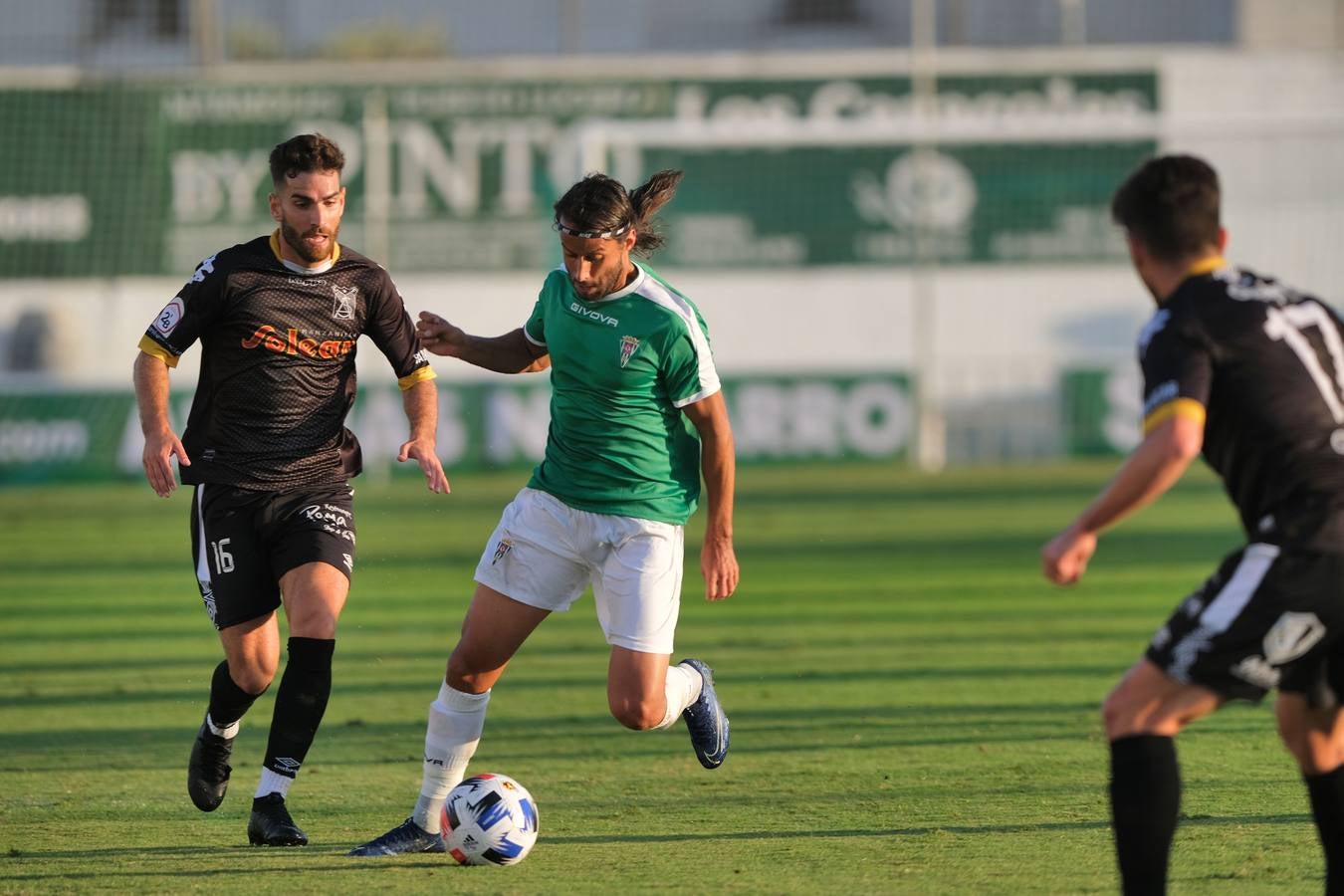 El Atlético Sanluqueño-Córdoba CF, en imágenes